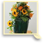 Blumenschmuck zur Trauerfeier